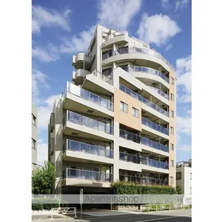 コンフォリア代々木上原【2階】の外観