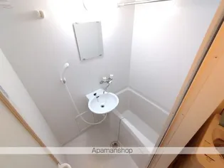 レオパレスパルコートD【1階】の風呂