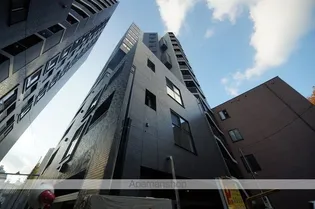 ZOOM新宿南ファースト【4階】の外観