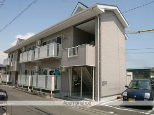 ファミーユ【2階】の外観