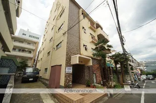 アパルトマン四谷【6階】の外観