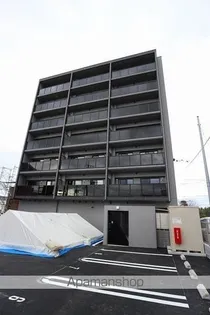 レジデンス十三部【5階】の外観