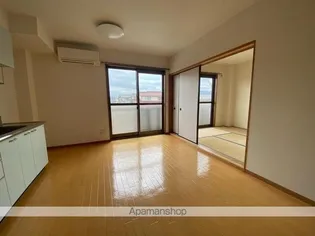 フォブールタウン成合D・E棟【E201号室】の居間