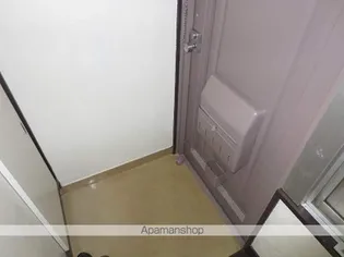 立山ビル【204号室】の玄関