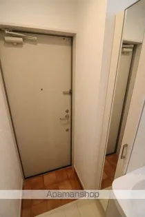 ソルナクレイシア吉祥寺【1階】の玄関