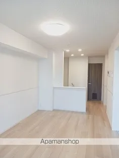 ステラートA【1階】の居間