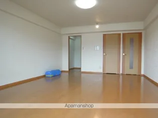 ヴェルモント・ルラーシュ【4階】の居間