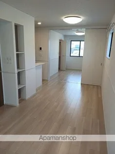 フェリーチェ トイシザキ【1階】の居間