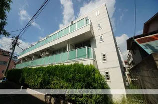 マリオン駒場【1階】の外観