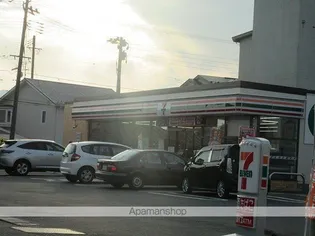 ラ・フェリーチェM【1階】の周辺