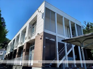 レオパレスオータム【2階】の外観