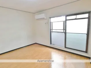 グリーンハイツ.【6階】の居間