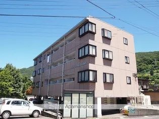 レジデンス923上諏訪【J- 1号室】の外観