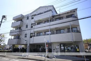 シャンポール【4階】の外観