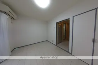 サニーパレス朝倉【5階】の居間