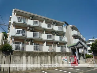 ネオパレス香椎【1階】の外観