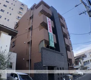 タウンコート荒田【5階】の外観