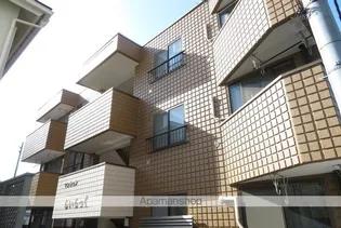 マンションらいらっく【2階】の外観