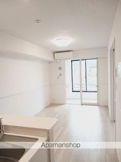 ステラートA【1階】の居間