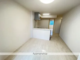 グレーシア【1階】の居間