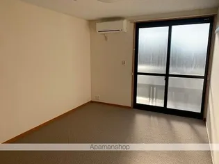 レオパレスハーディン ドライブ【106号室】の居間