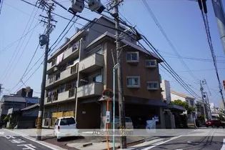 シャルムスワン【3階】の外観