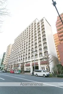 東京都新宿区西新宿4丁目【マンション】の外観