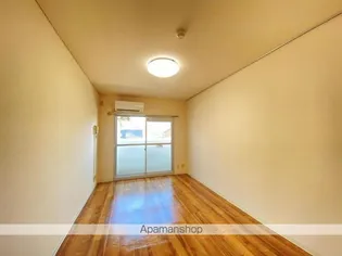 アルファ西宝町210号【210号室】の居間