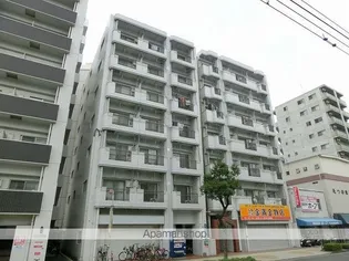 ステップイン金満【3階】の外観
