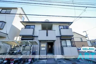 ラ・エスぺランサ【2階】の外観