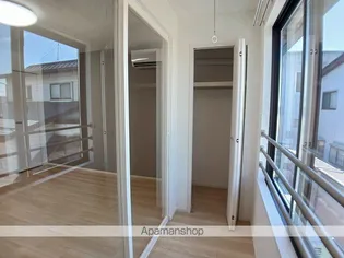 フルール・ド・ヴィオレット【2階】の内装