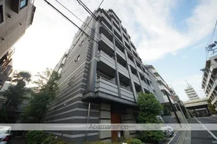 ジェイフラッツ初台【1階】の外観