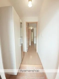 グラシュー・メゾンA【1階】の玄関