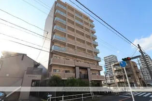 ロイヤルスクエア徳川【2階】の外観