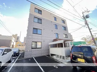 ファミル山鼻の画像