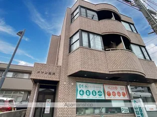 メゾン越村【305号室】の外観