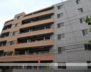 エスティメゾン四谷坂町【6階】の外観