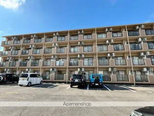 ラルースⅡ【4階】の外観