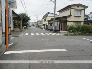 ドミ馬場小路B【202号室】の周辺