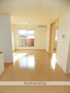 サンリットハウス B【2階】の居間