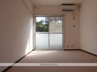 TOP・東寺尾第1【1階】の居間