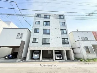 HARNESS南6条の画像