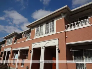 エターナル【2階】の外観