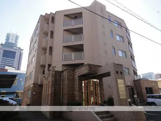 グランデージ上杉【1階】の外観