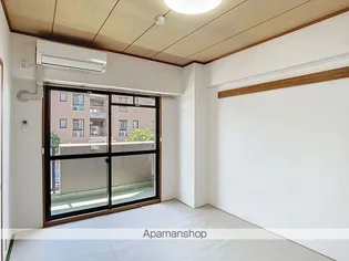 サンクレスト清水【2階】の居間