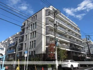 ザ・パークハビオ新宿【4階】の外観