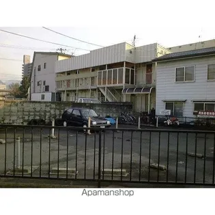 レジデンスタナイの画像