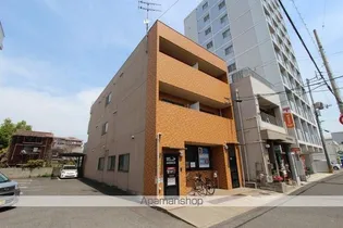 照島マンション【2階】の外観