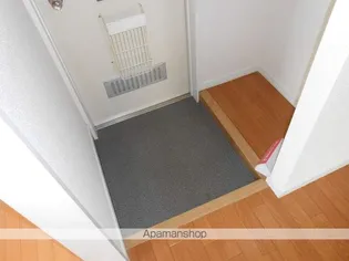 モモセハイツ【A102号室】の玄関