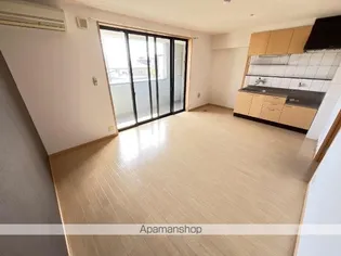 ステディア【205号室】の居間